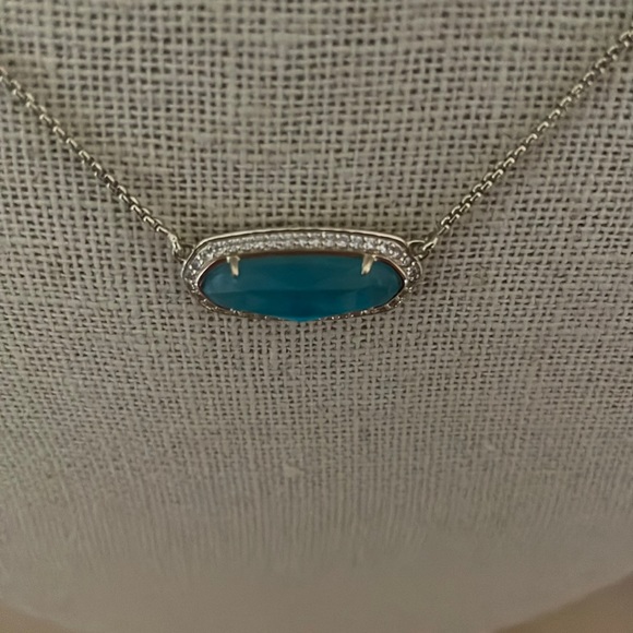 KENDRA SCOTT Annika in London Blue and gold EUC - Picture 4 of 7